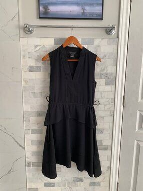 club monaco willa dress Club Monaco Willa Dress in Brooklyn Botanical Garden Floral Print - Sz 2